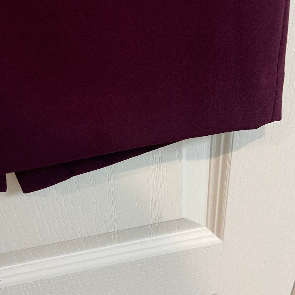 Calvin Klein Pencil Skirt Size 2 in Deep Purple Business/Professional Style - Picture 6 of 7